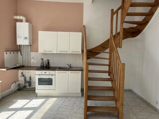  Appartement à louer 4 pièces 53 m²