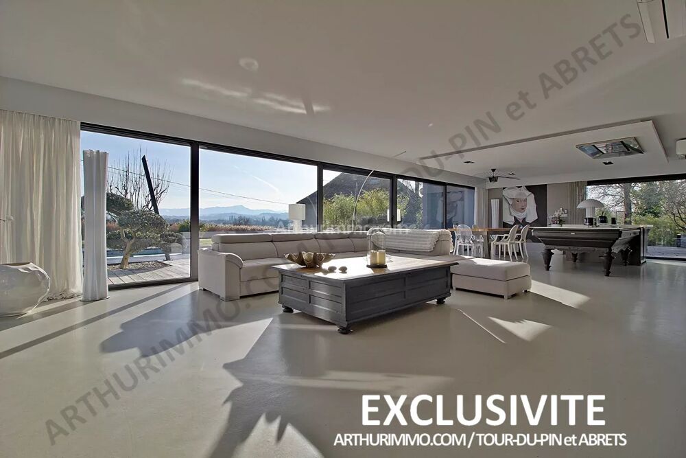 � vendre  Maison La Tour-du-Pin (38110)