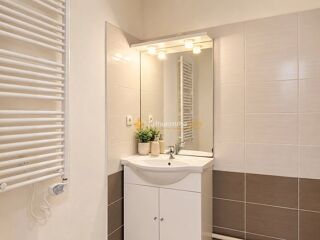 Location Appartement T2 À LOUER – CENTRE-VILLE DE BOURGOIN-JALLIEU – BALCON & PARKING Bourgoin-jallieu