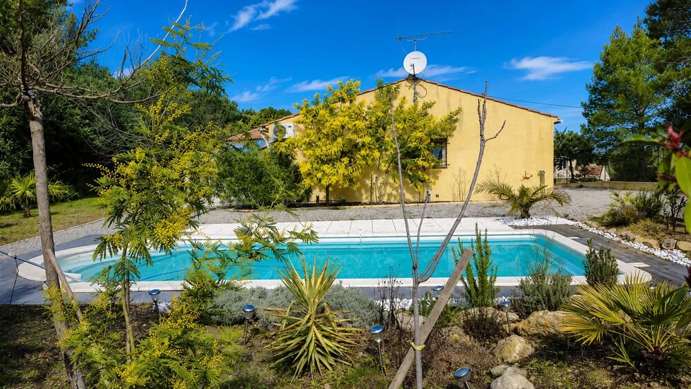 Maison de plain-pied 110 m²  Piscine  Terrain 1 500 m²  Flass