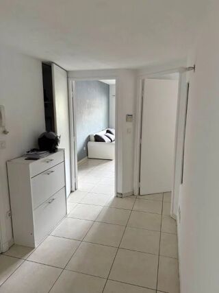 Appartement à louer 3 pièces 57 m²