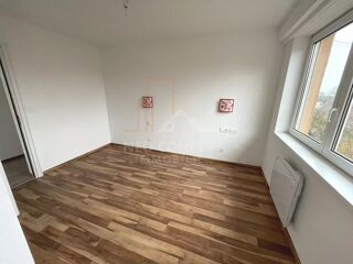  Appartement � louer 3 pi�ces 90 m�