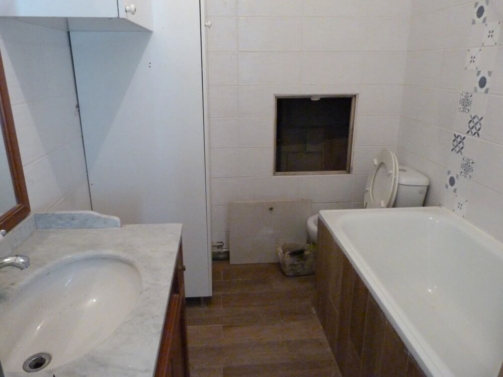 Vente Appartement VIERZON 18 :  Studio à rénover de 32.20 M² Vierzon