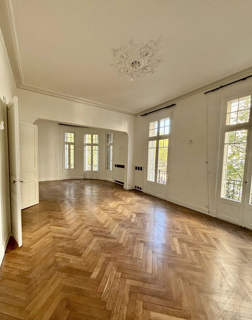 Appartement avec terrasse - Immeuble bourgeois hypercentre