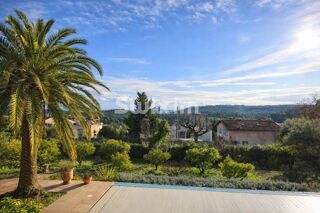  Maison � vendre 7 pi�ces 321 m�