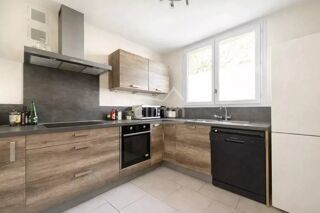  Appartement � louer 5 pi�ces 81 m�