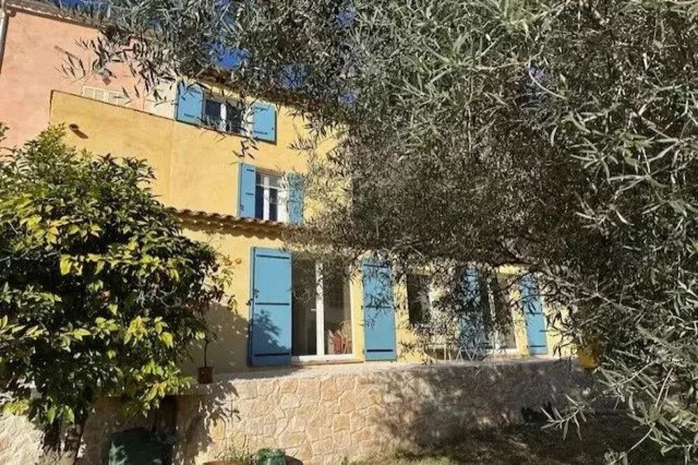 Maison de caractère à deux pas du centre de Cotignac