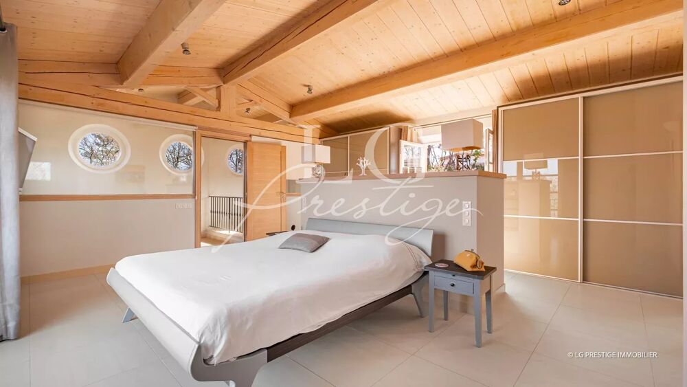 � vendre  Villa Tourrettes (83440)