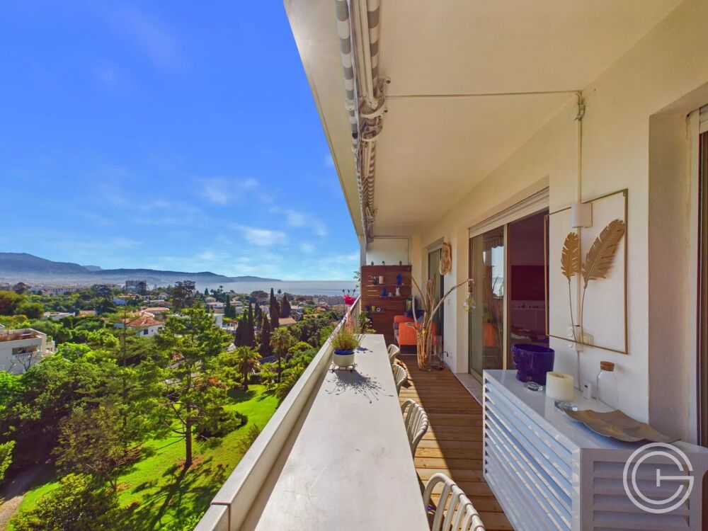 Appartement 4 pièces - Terrasse - Cave - NICE FABRON
