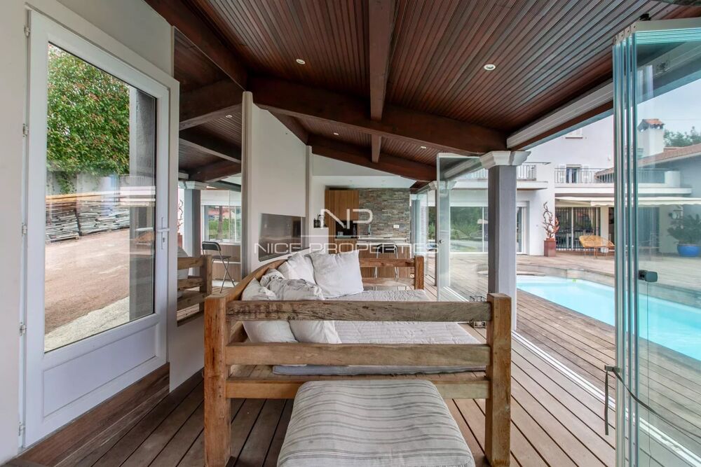  vendre  Villa Nice (06200)