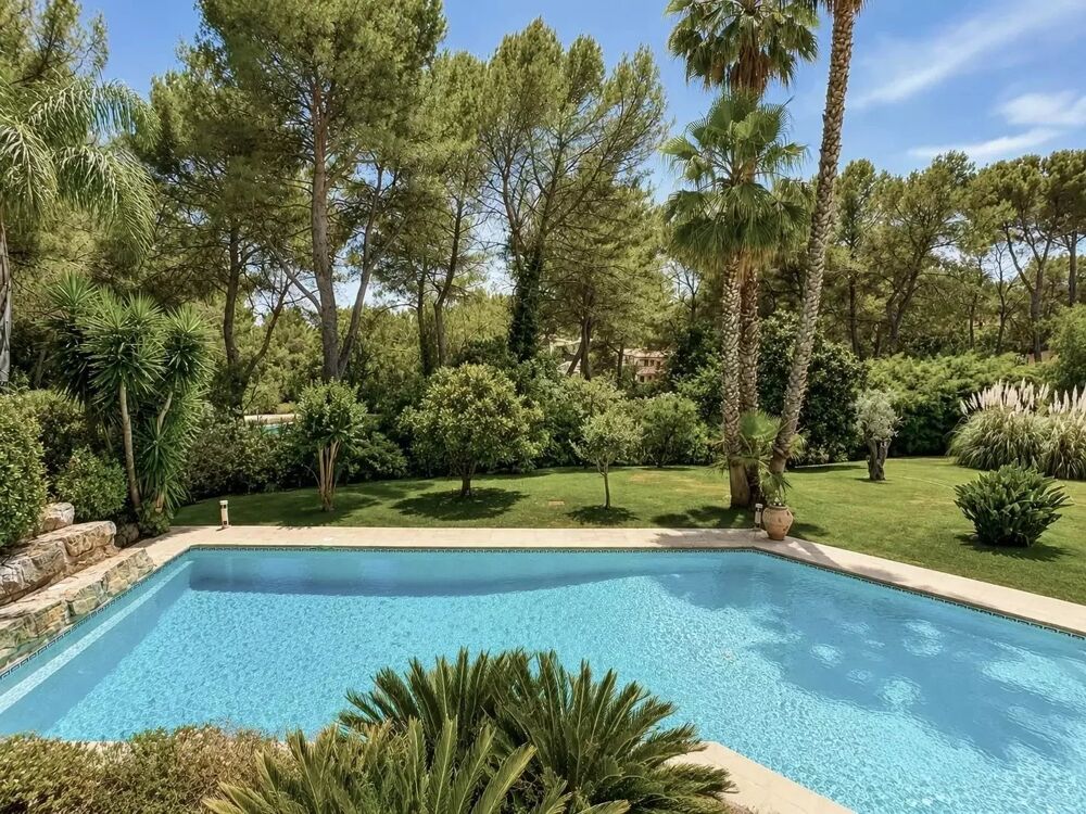 Vente Maison A vendre à  Mougins belle Propriété de 430 m² sur un Terrain de Mougins