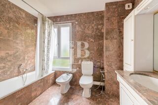  Appartement � vendre 8 pi�ces 252 m�