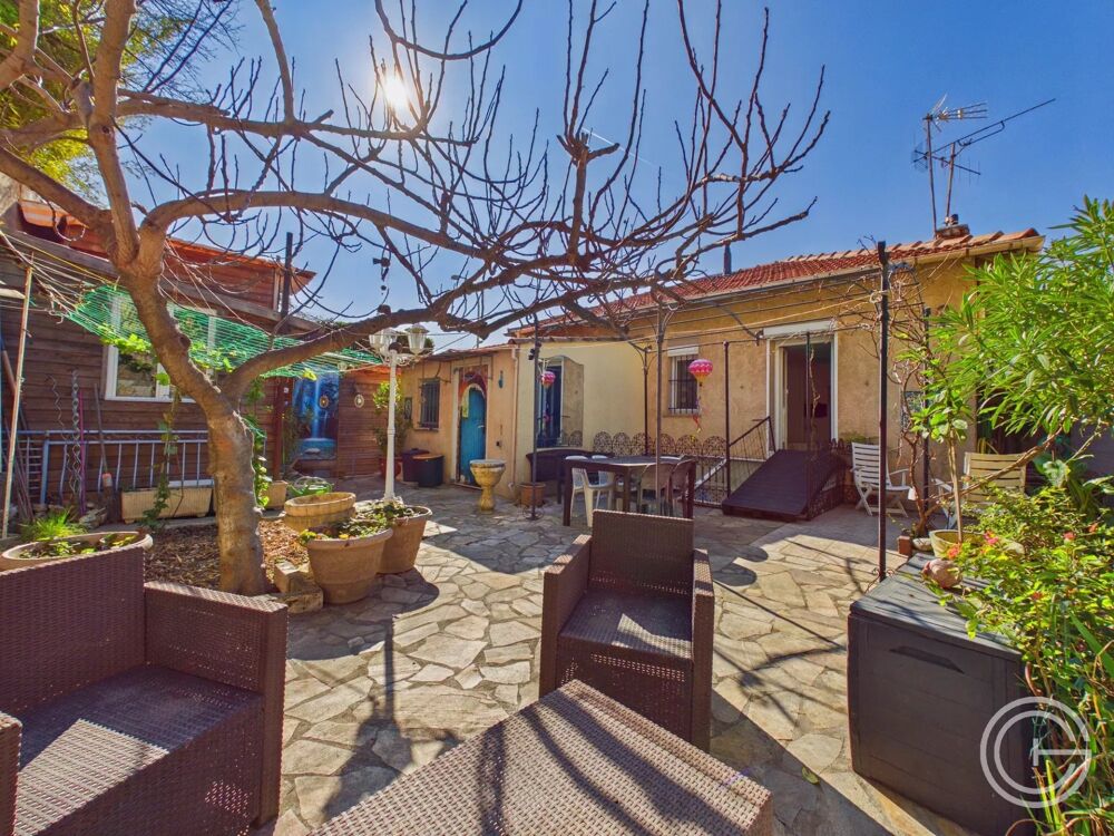 Vente Maison MAISON 5 pièces 144 m² avec terrasse + STUDIO - MAGNAN - NICE Nice
