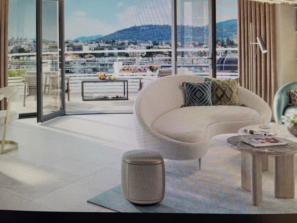 Vente Appartement 3 PIIECES DERNIER ETAGE LIBERATION Nice