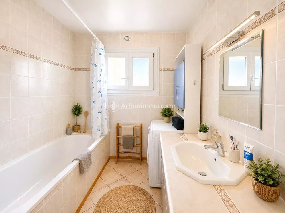 Appartement T4 de 80 m²  Terrasse  3 chambres  Résidence calm