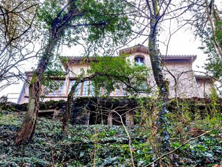  Maison � vendre 9 pi�ces 245 m�