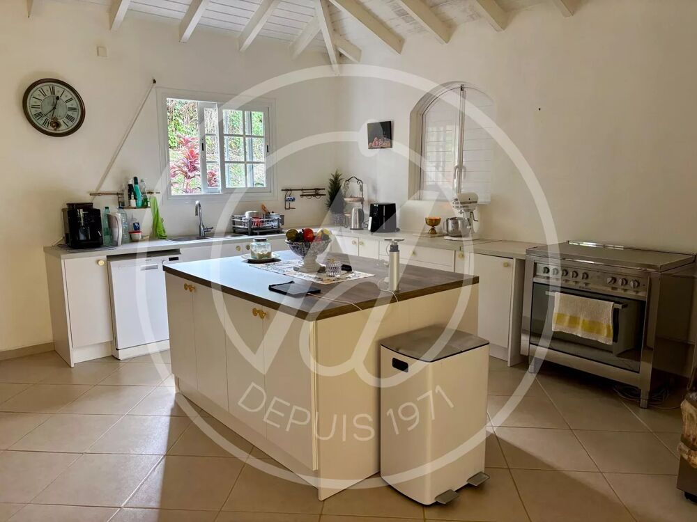 À VENDRE : MAISON T4 DE PLAIN-PIED À PETIT-BOURG (VERNOU) - 550