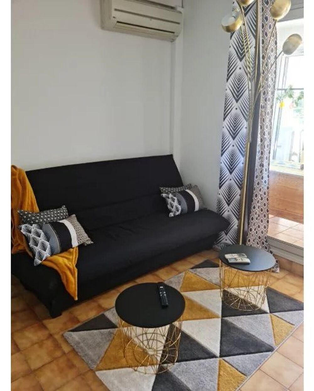 Deux pièces de 42m² avec 10m², garage et piscine
