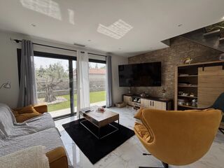  Maison � vendre 5 pi�ces 195 m�