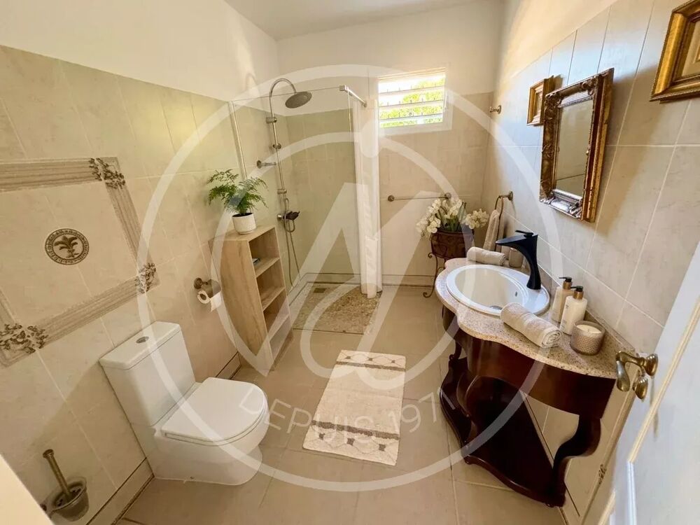 À LOUER : MAISON T4 MEUBLÉE À PETIT-BOURG (VERNOU)  1 800 euros