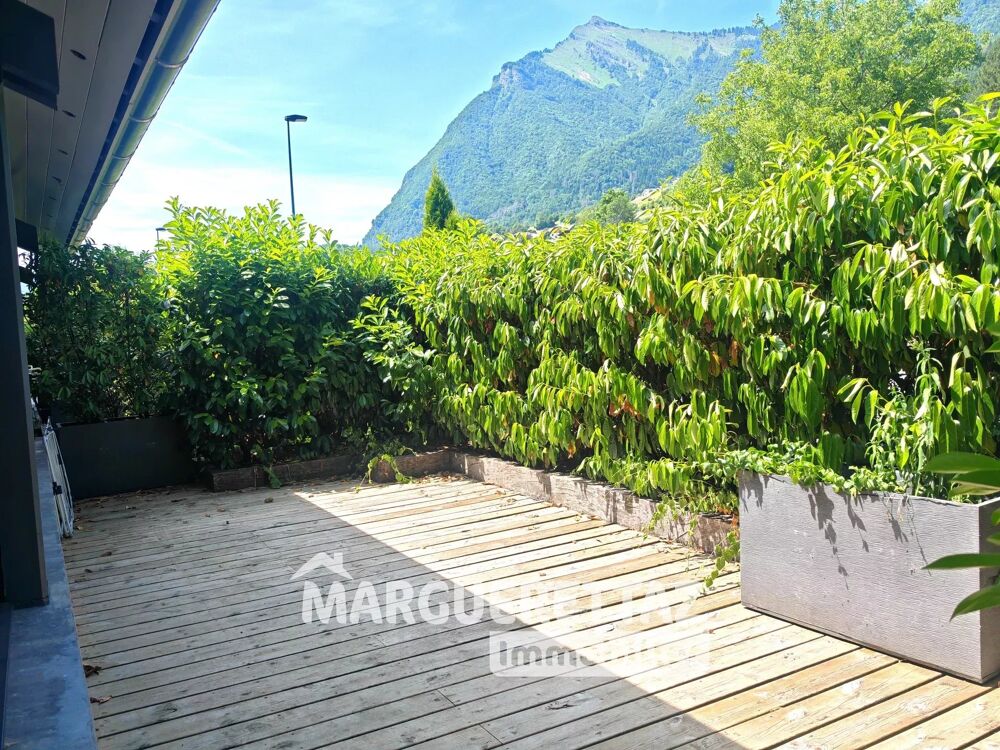T2 avec belle terrasse à Taninges