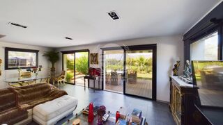  Maison  vendre 4 pices 180 m