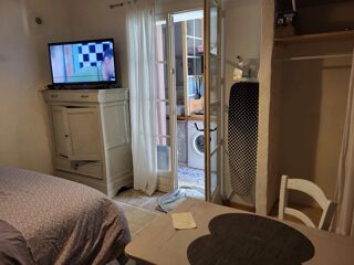 Location Appartement Deux pièces de 22m² avec parking et terrasse Levens