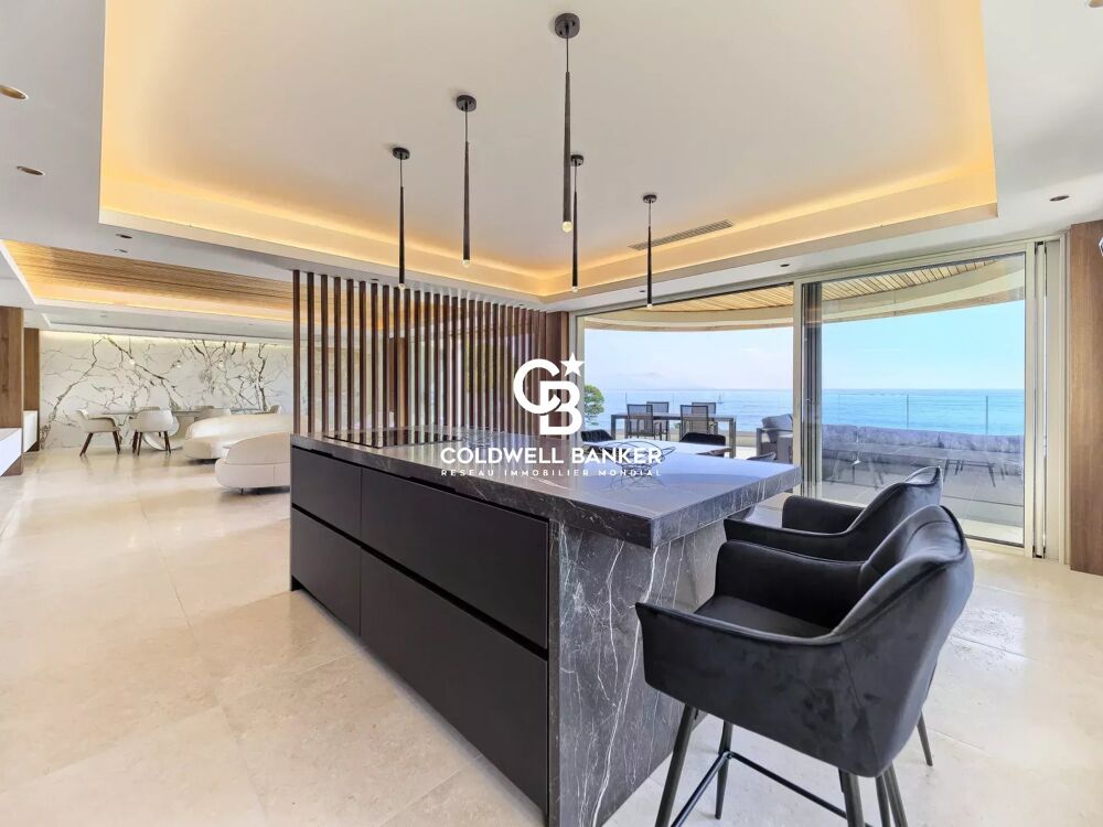 � vendre  Villa Antibes (06600)