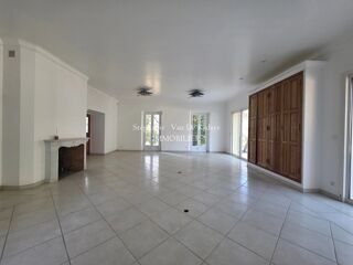  Maison à vendre 6 pièces 209 m²