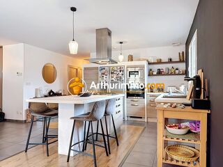  Maison � vendre 6 pi�ces 197 m�