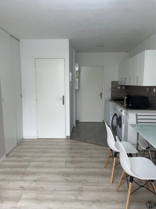  Appartement à louer 1 pièce 24 m²