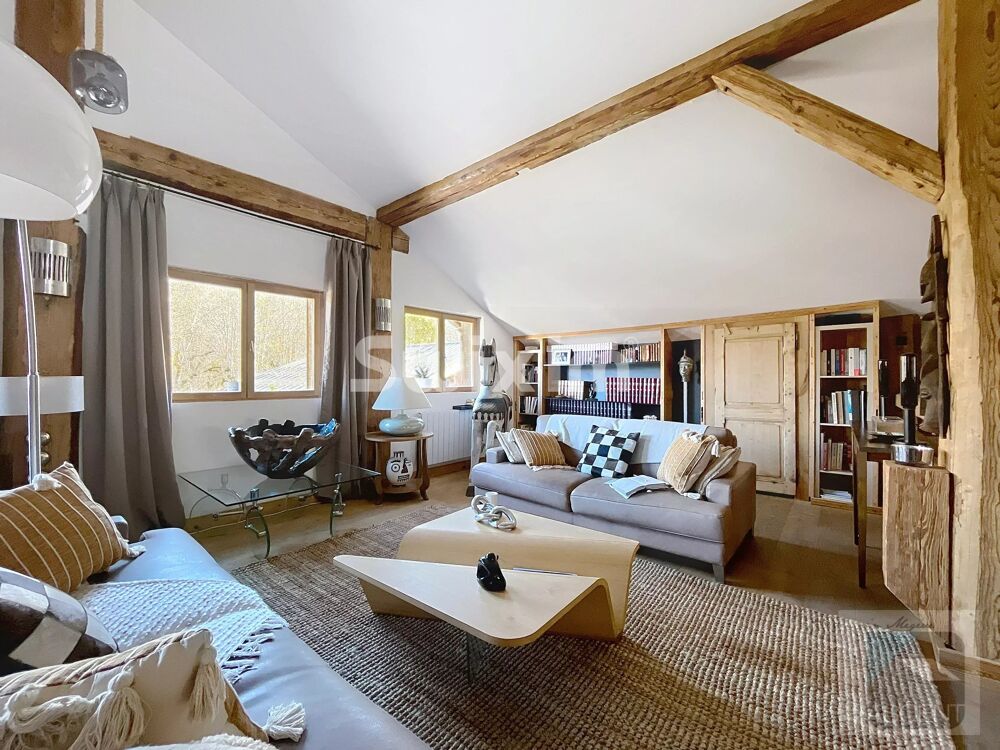 Appartement duplex à vendre à Saint-Gervais.