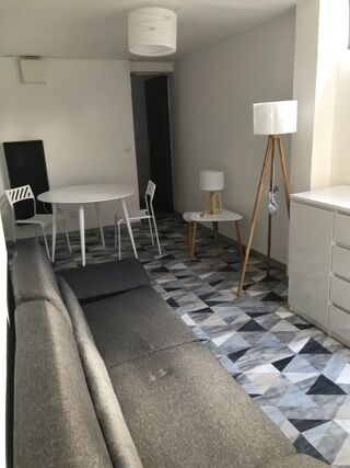  Appartement à louer 2 pièces 26 m²