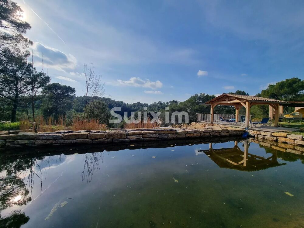 Propriété de caractère avec vue panoramique  1,5 ha  calme abs