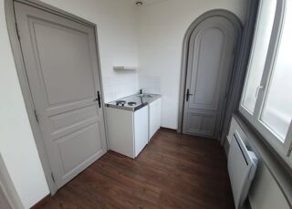 Appartement à louer 1 pièce 27 m²