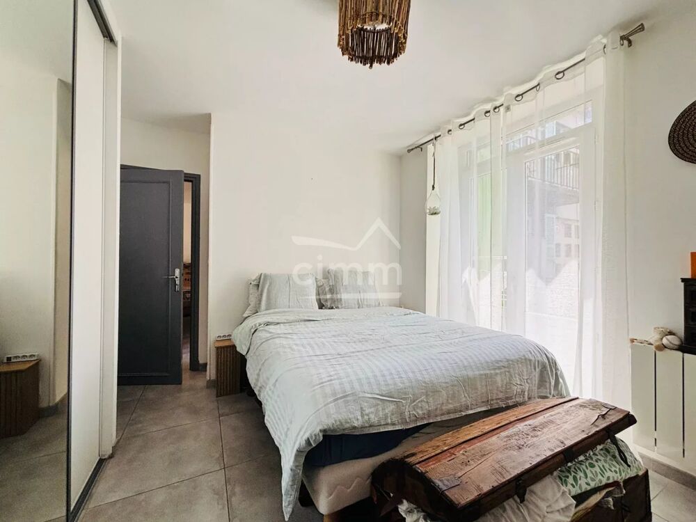Appartement T3 rénové avec balcon à Sisteron