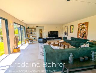  Maison � vendre 7 pi�ces 260 m�