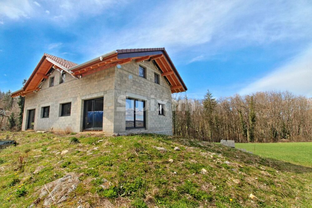 Vente Maison Bâtiment de deux maisons jumelées hors d'air / hors d'eau , 1ha1 Saint-jean-de-tholome