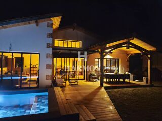  Villa � vendre 6 pi�ces 145 m�