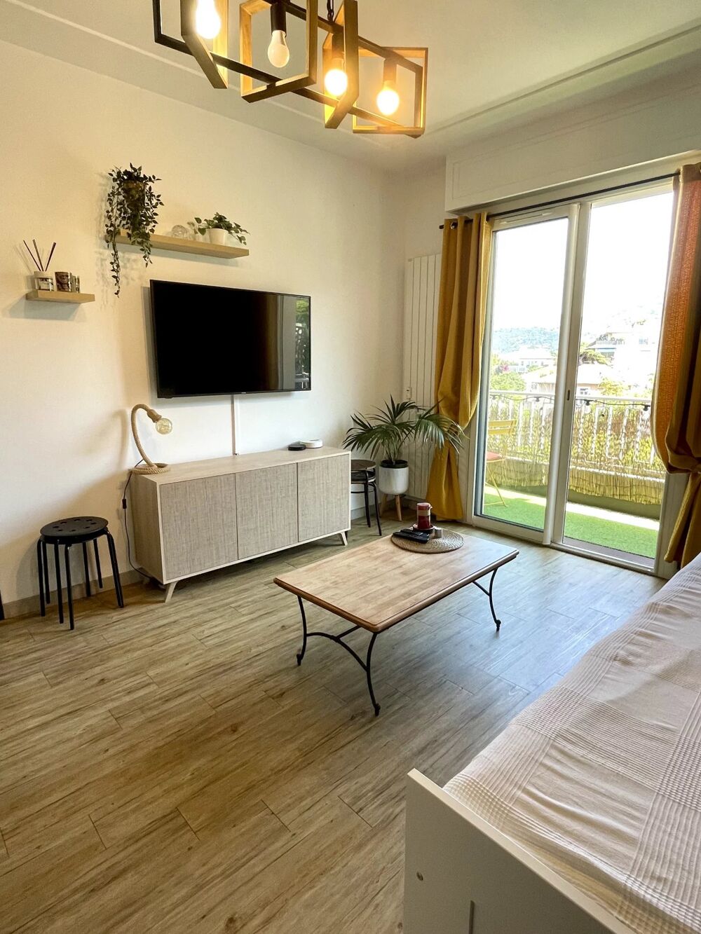 Location Appartement Deux pièces de 38m² au port de Nice Nice