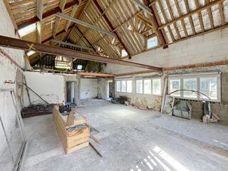 Immeuble à vendre 8 pièces 380 m²