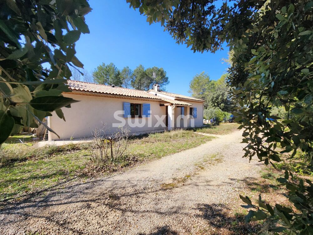 Maison de plain-pied de type F5 avec piscine et sous-sol intégra