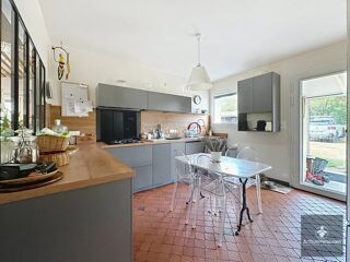  Maison à vendre 8 pièces 180 m²