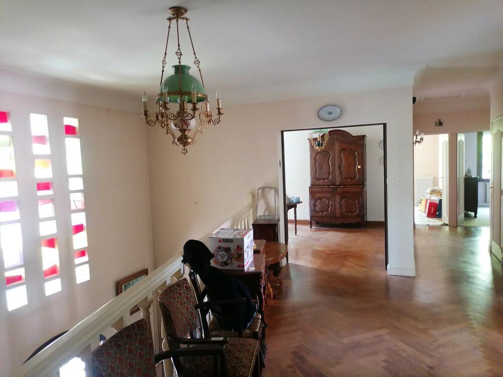 Vente Maison 7 pièces 199 m² 1618 m² GRANDE ET JOLIE MAISON A BRASSAC LES MIN Brassac-les-mines