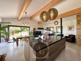 Vente Maison Villa T6 de 160m2 avec piscine et vue panoramique montagne noire Mireval-lauragais