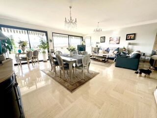 Vente Appartement Cannes Vente vaste 3 pièces vue mer proche centre Cannes