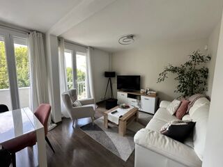  Appartement à louer 3 pièces 64 m²