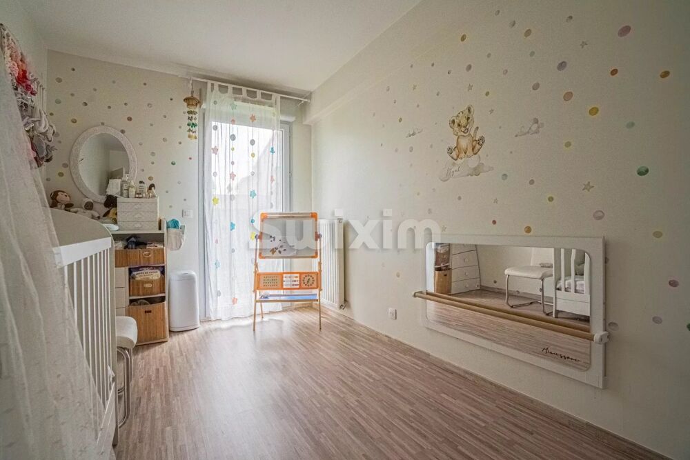 Vente Appartement Appartement T4 de 90m2 avec terrasse/jardin de 200m2! Sgny