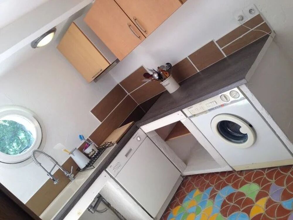 Location Appartement F1bis avec terrasse de 5m² Carros