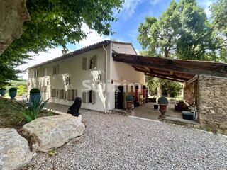  Villa � vendre 9 pi�ces 300 m�